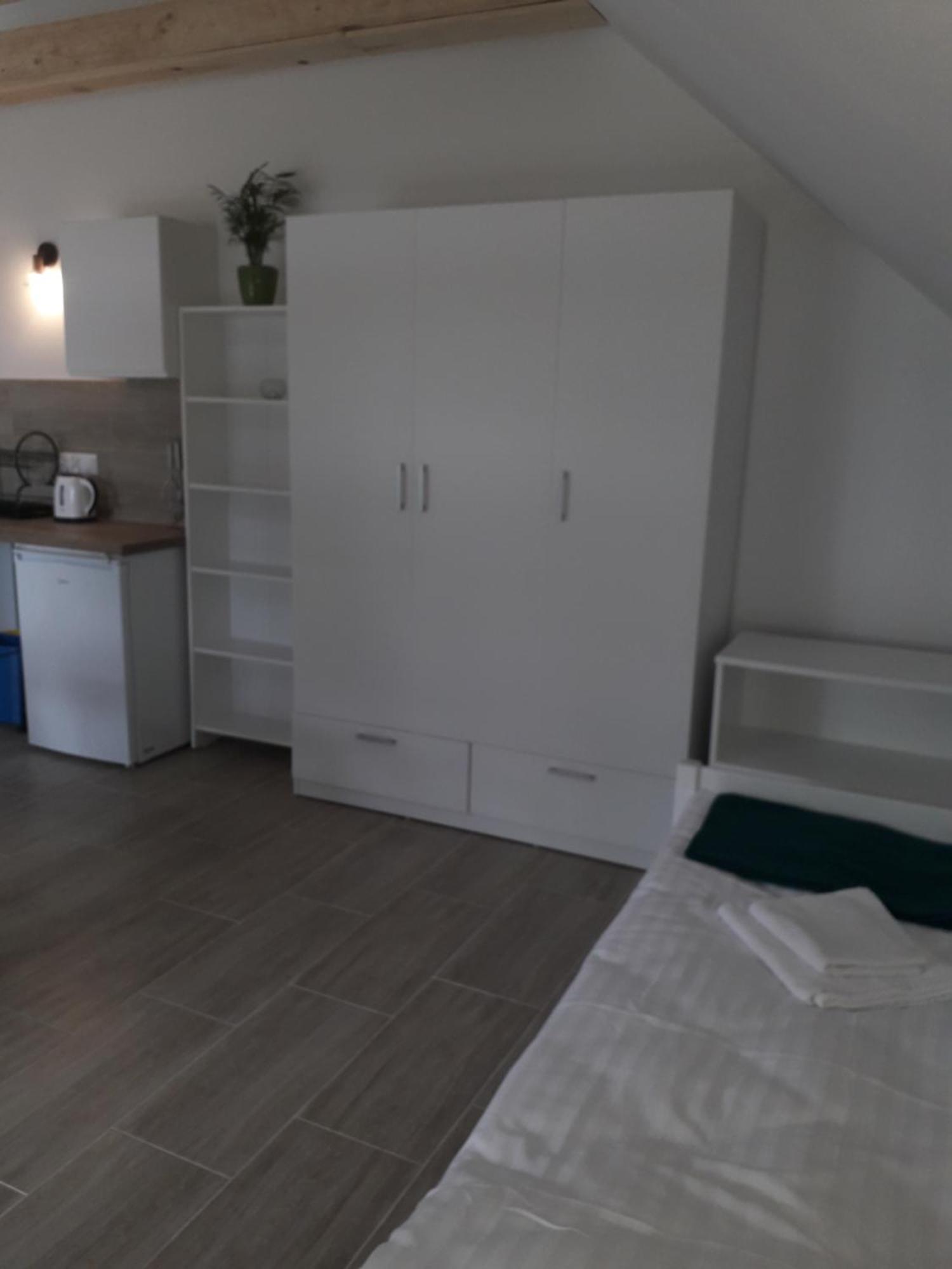 Paprotowka Apartament Wiosenny Paprotno Exterior photo